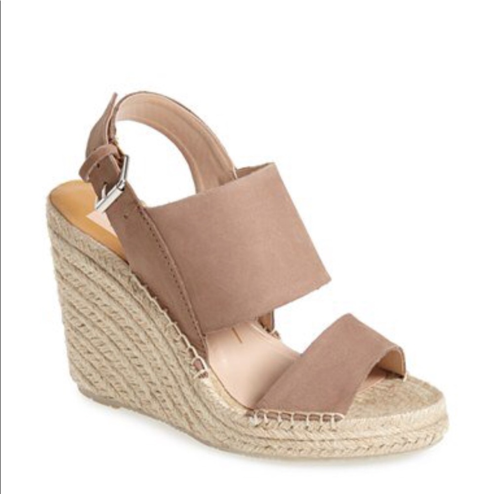 Dolce vita sandals